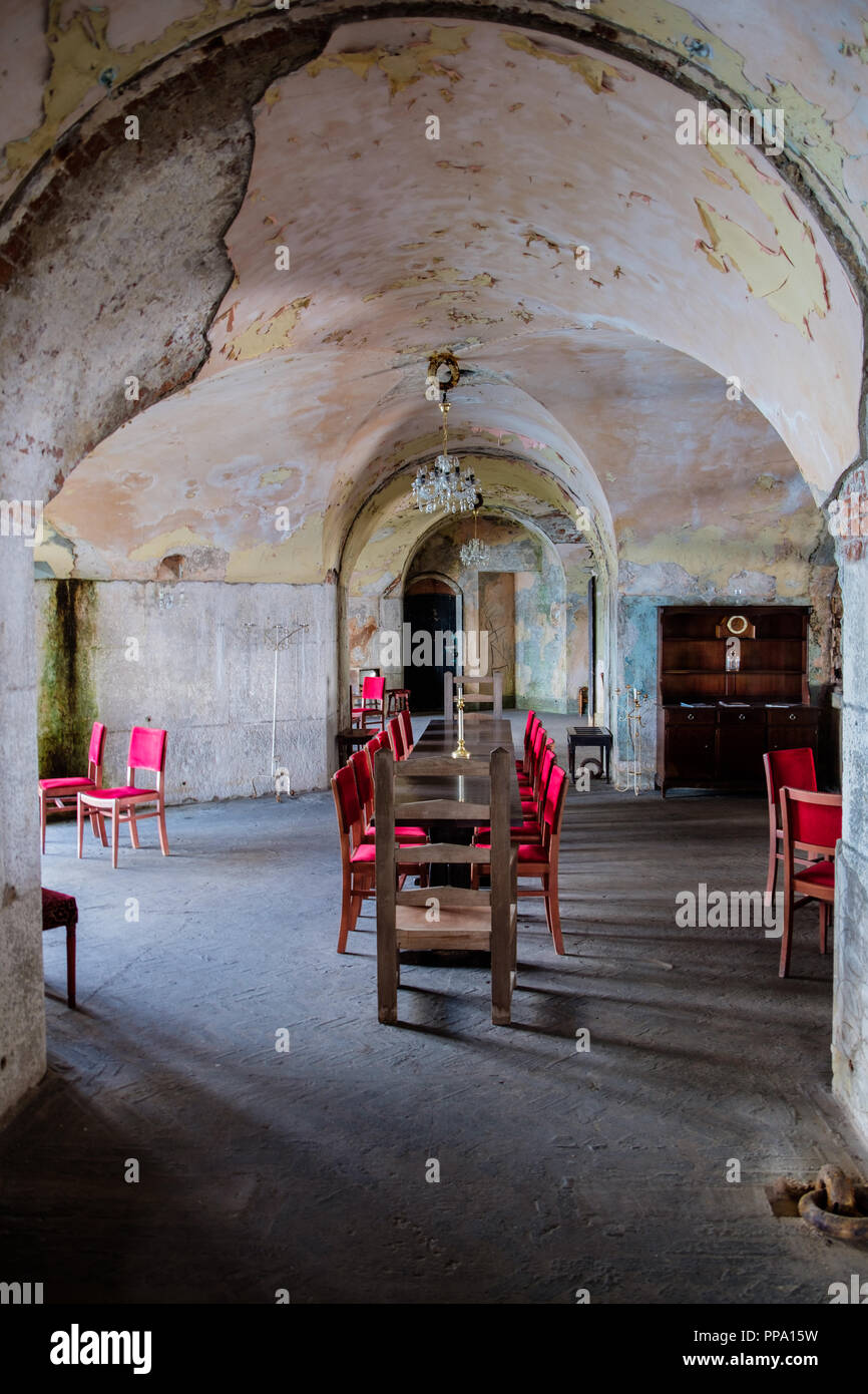 Interno della St Catherine's Fort, Tenby, Pembrokeshire, Galles Foto Stock