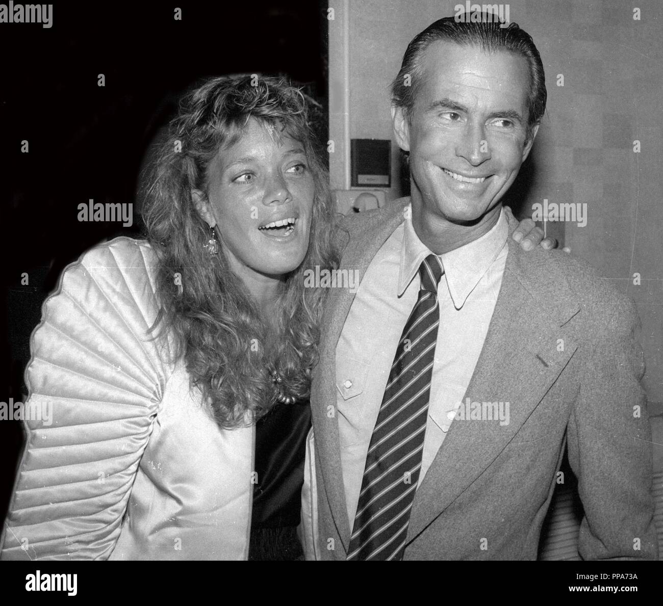 Berry Berenson e Tony Perkins 1980 Foto di Adam Scull/Il Photolink/MediaPunch Foto Stock