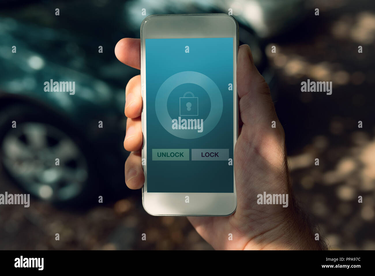 Auto bloccare e sbloccare smart phone app, mock up schermo Foto Stock