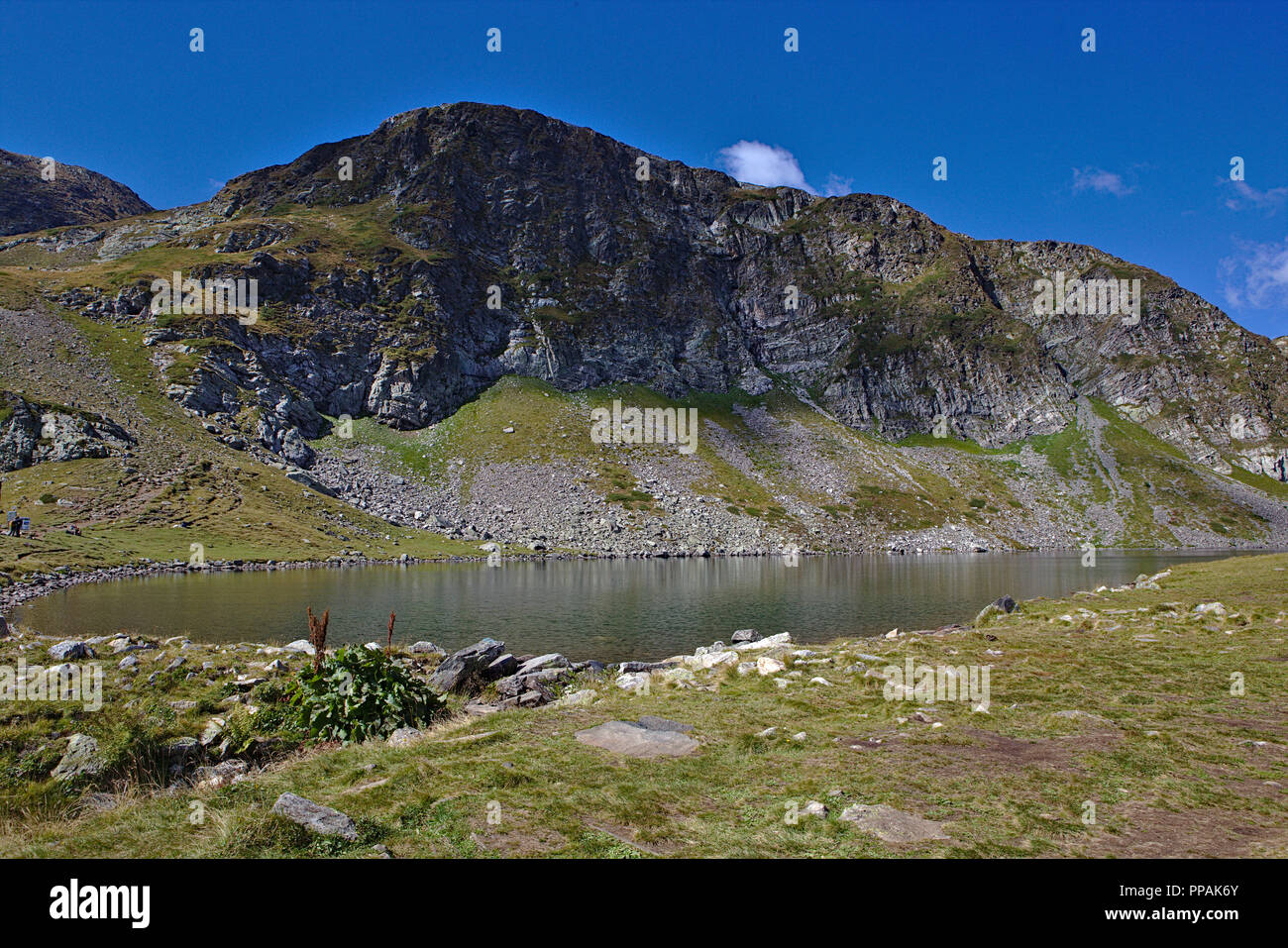 Lago di montagna Rila Foto Stock