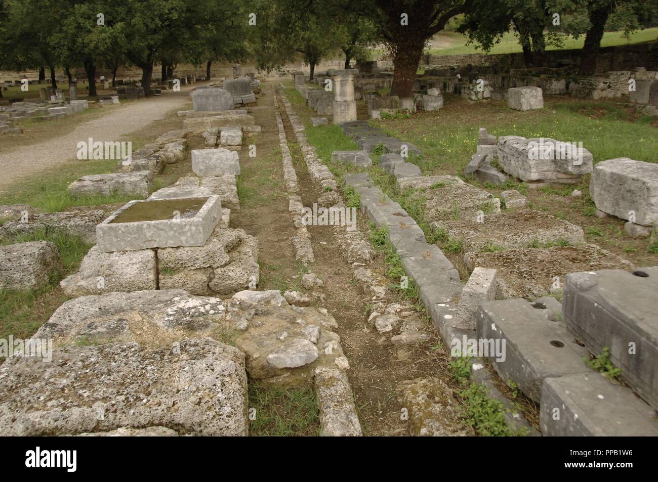 Arte greche. La Grecia. Echo Portico o Heptaechos. Metà del IV secolo. A. C. Altis. Olympia. Foto Stock