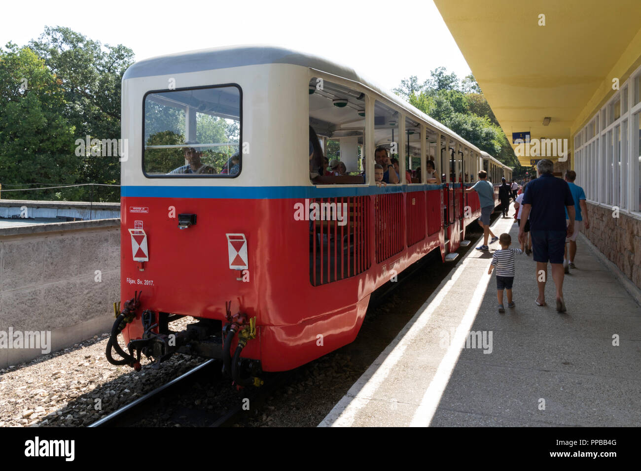 I bambini di ferrovia nelle colline di Buda Foto Stock