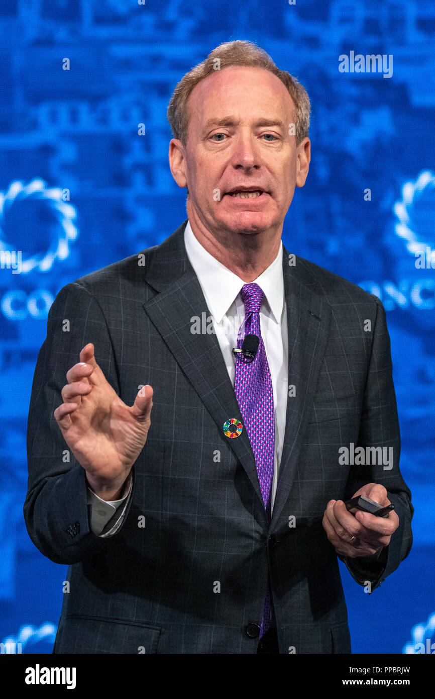New York, Stati Uniti d'America, 24 settembre 2018. Microsoft Presidente Brad Smith parla durante la Concordia Vertice di New York. Smith ha annunciato oggi che Microsoft ha lanciato un $40 milioni AI per l'azione umanitaria iniziativa. Foto di Enrique Shore Credit: Enrique Shore/Alamy Live News Foto Stock