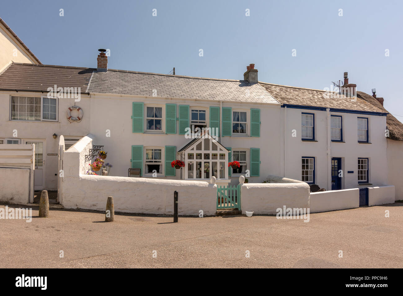 Case pittoresche in Loe Bar Road, Porthleven, Cornwall, Regno Unito. Foto Stock