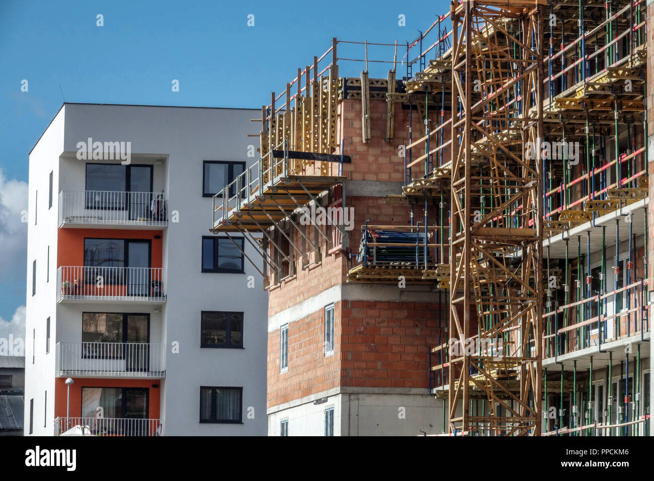 Nuovo sito di costruzione di alloggi, Praga Vysocany, Repubblica Ceca Appartamenti in ceco Foto Stock