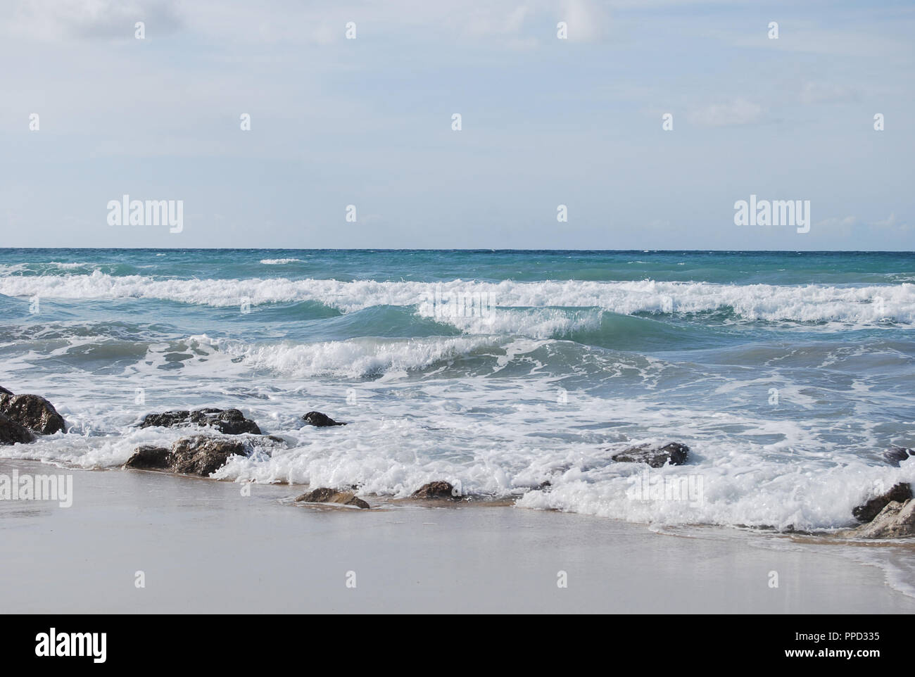 Surf presso la spiaggia di Palma Foto Stock