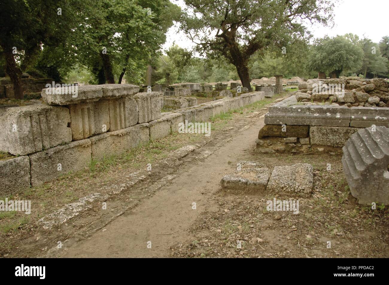 Arte greche. La Grecia. Echo Portico o Heptaechos. Metà del IV secolo. A. C. Altis. Olympia. Foto Stock