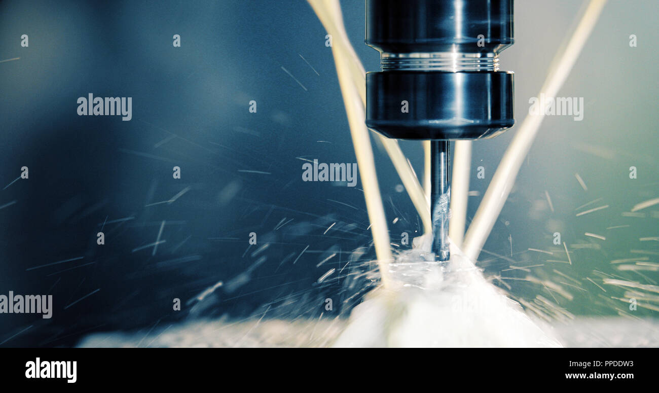 Metallo cnc fresatura macchina tornio nell industria del metallo Foto Stock