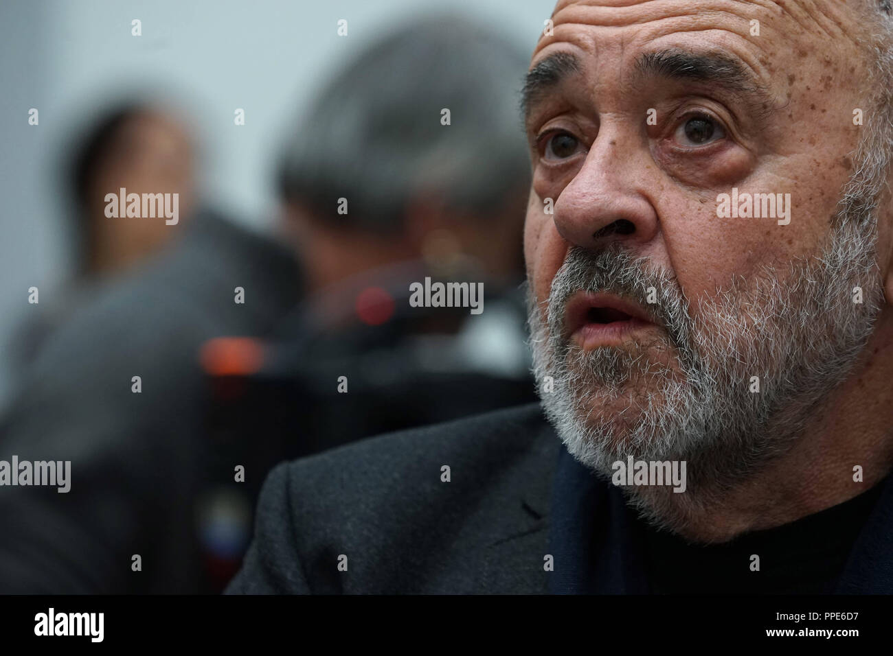 La Pinakothek der Moderne presenta il dipinto 'Pastore Kohl' di Paul Klee come una nuova acquisizione per la raccolta del modernismo classico. Nella foto Alexander Klee, nipote di Paul Klee e alienator dell'opera d'arte. Foto Stock