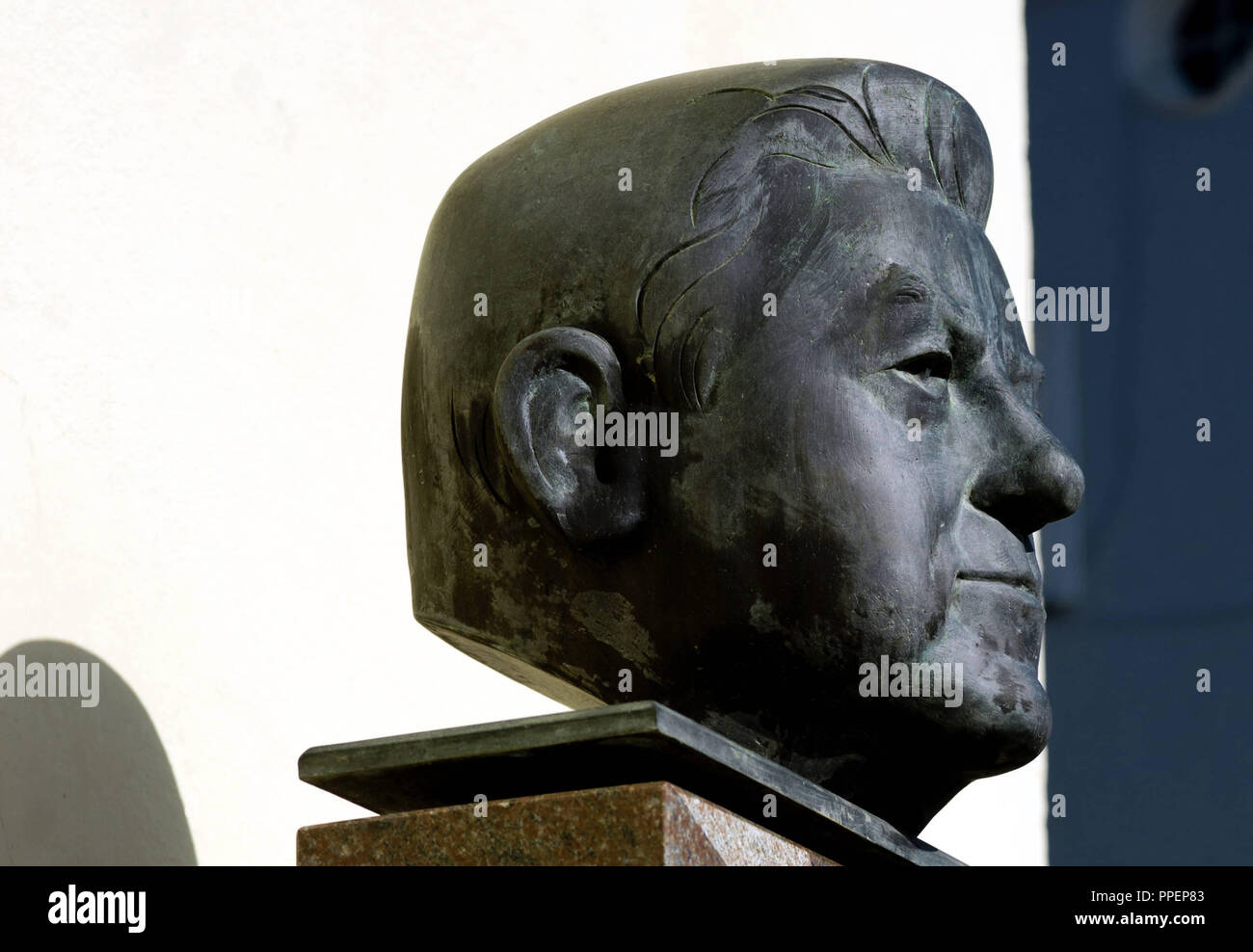 Busto di Franz Josef Strauss, ex Ministro Presidente della Baviera e ex Landrat (Distretto Amministratore) di Schongau. Foto Stock