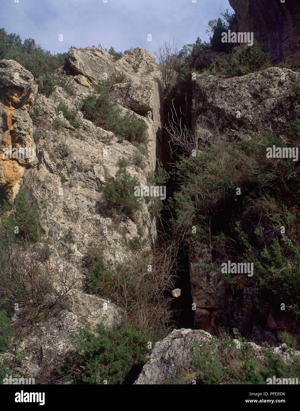 CORTE EN ONU MONTE de Piedra. Posizione: ACUEDUCTO ROMANO DE PEÑA CORTADA. Chelva. Valencia. Spagna. Foto Stock