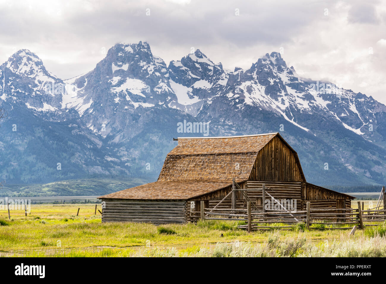 John storico Moulton Barn lungo la fila di mormoni nel Parco Nazionale di Grand Teton, Wyoming Foto Stock