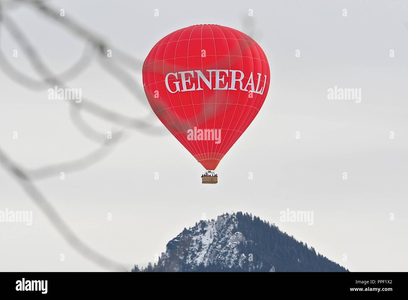 14. Tegernseer Tal Montgolfiade. Mongolfiera di Generali in aria, Baviera, Germania Foto Stock