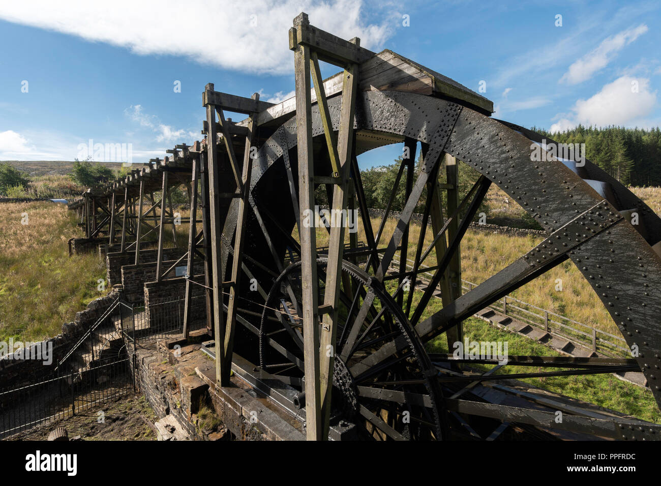 Overshot Acqua Ruota a Killhope Lead Mine Museum, Cowshill, County Durham, England, Regno Unito Foto Stock