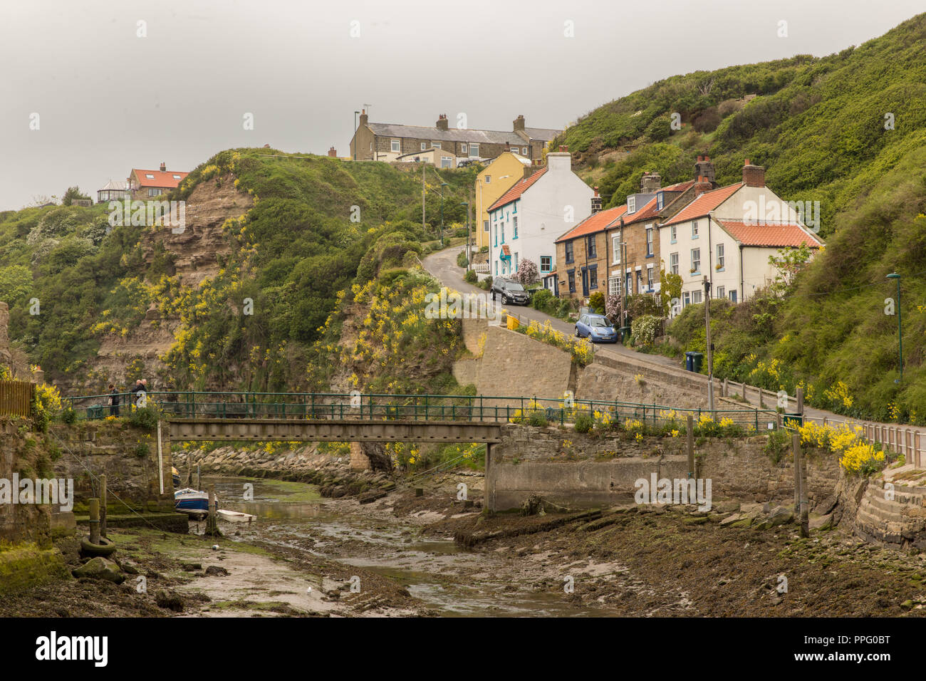 Rundgang durch Staithes Foto Stock