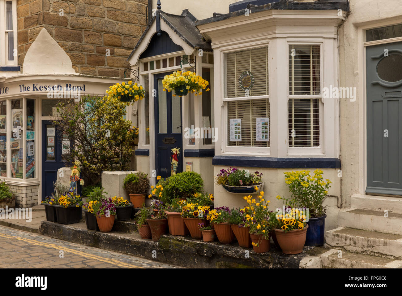 Rundgang durch Staithes Foto Stock