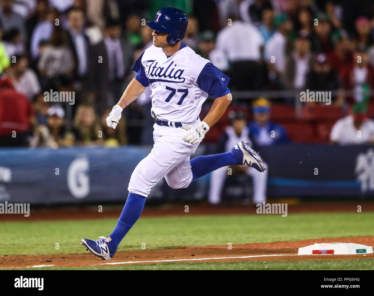 Giovanni Andreoli , duranti el partido de Messico vs Italia,Clásico Mundial de Beisbol en el Estadio de Charros de Jalisco. Guadalajara Jalisco un 9 Marzo Foto Stock