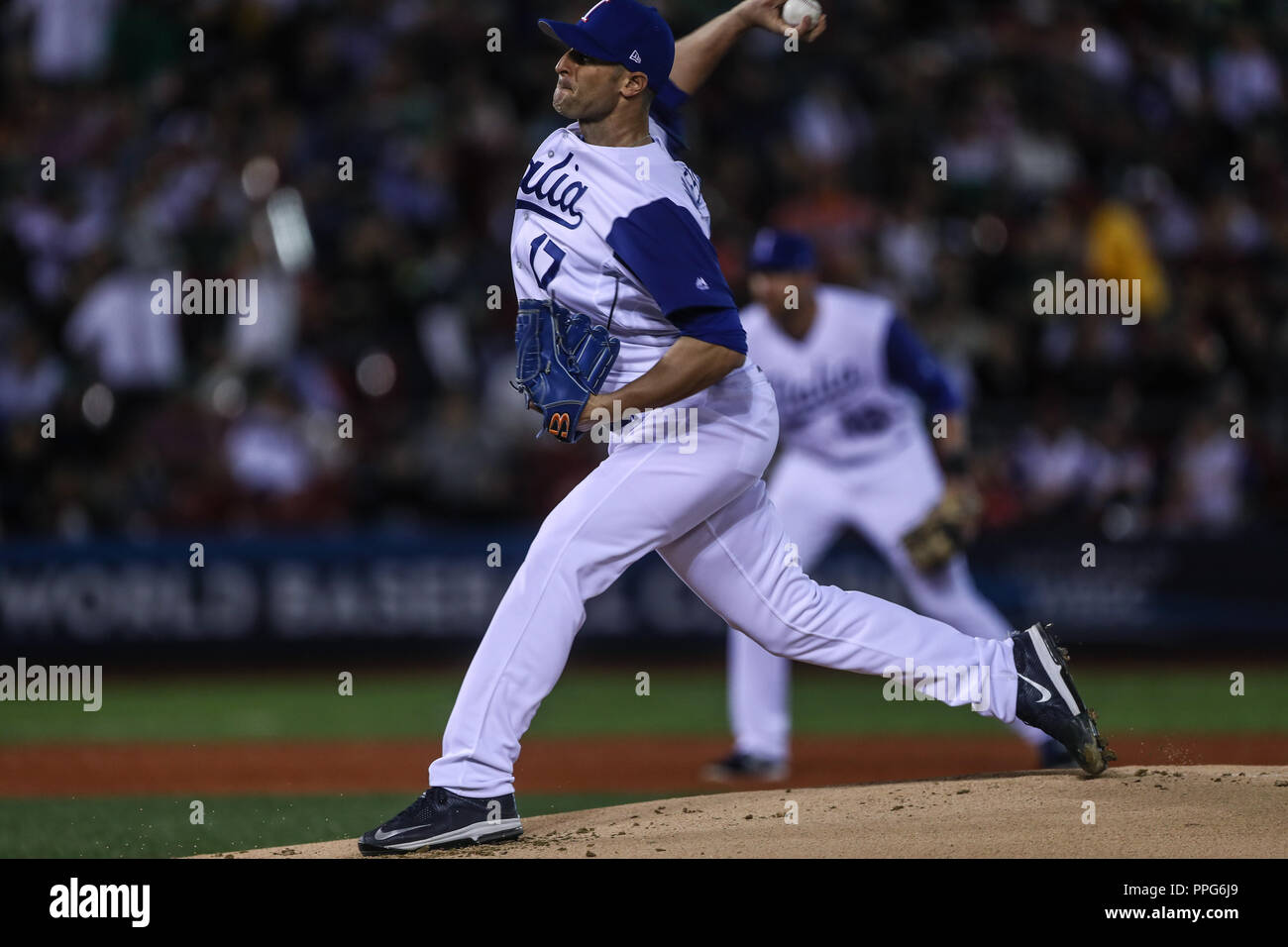 Alessandro Maestri lanciatore iniziale de Italia, duranti el partido de Messico vs Italia,Clásico Mundial de Beisbol en el Estadio de Charros de Jalisco. G Foto Stock