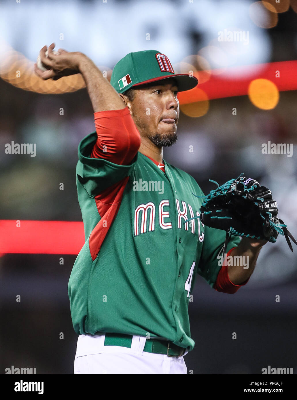 Yovani Gallardo brocca inicial de Mexico, duranti el partido de Messico vs Italia,Clásico Mundial de Beisbol en el Estadio de Charros de Jalisco. Gua Foto Stock
