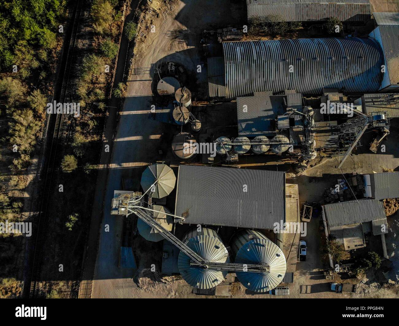 Vista aerea di fienili, struttura in acciaio di fienili nel Expogan, bestiame Regionale Europea di Sonora (UGRS). Hermosillo Sonora Foto Stock
