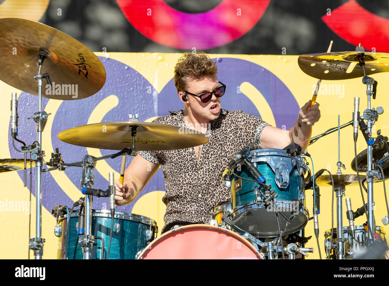 Las Vegas, Illinois, Stati Uniti d'America. Il 22 settembre, 2018. ASHTON IRWIN di 5 secondi di estate durante iHeartRadio Music Festival villaggio diurno a Las Vegas, Illinois Credit: Daniel DeSlover/ZUMA filo/Alamy Live News Foto Stock