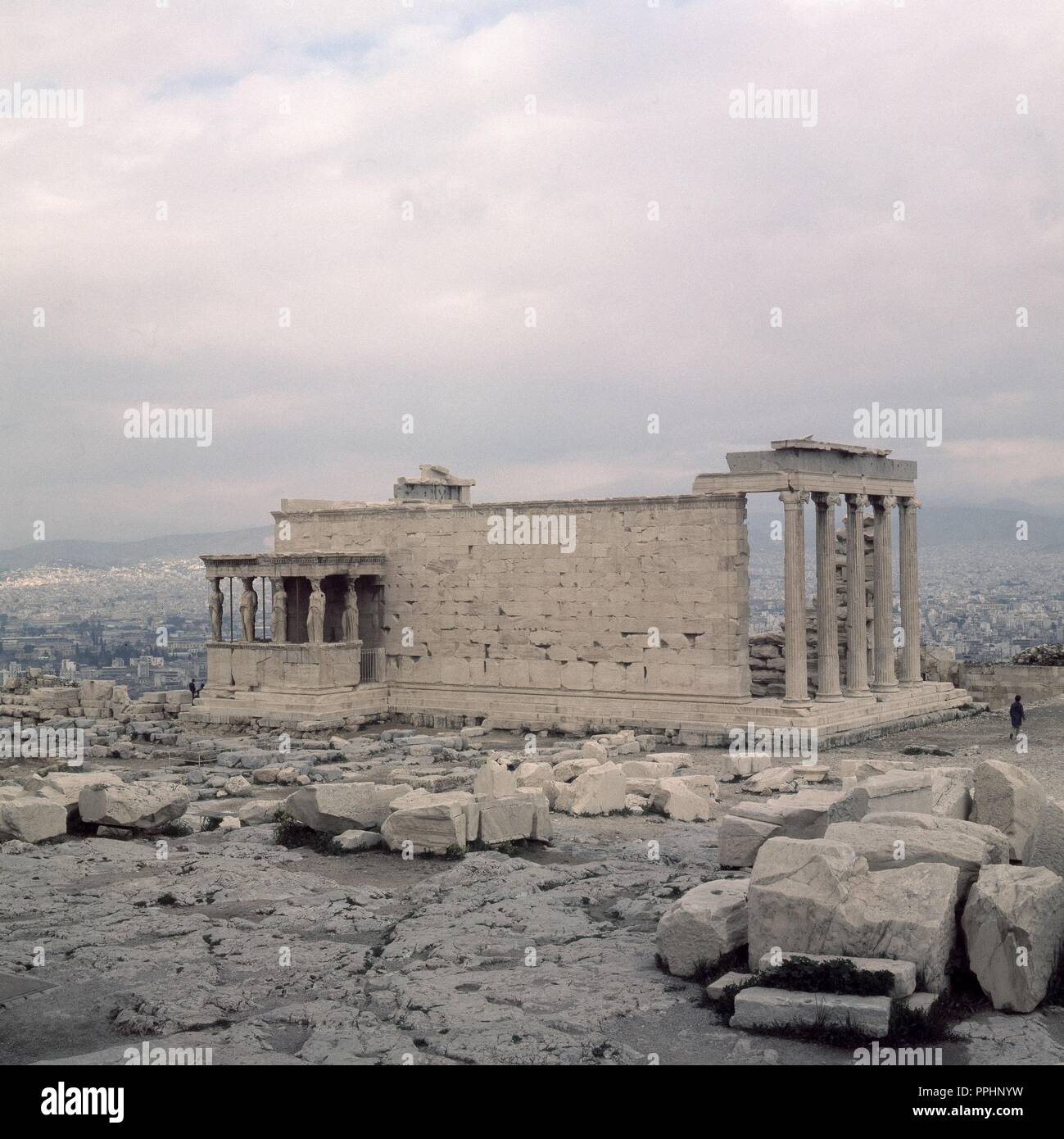 ERECTEION - ORDEN JONICO - SIGLO V AC. Autore: MNESICLE SIGLO V AC. Posizione: l'Acropoli. Atene. Foto Stock