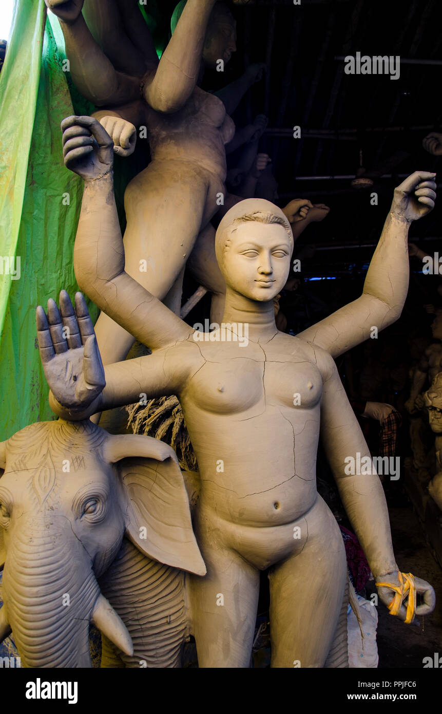 Kumartuli, Durga idolo Kolkata Foto Stock