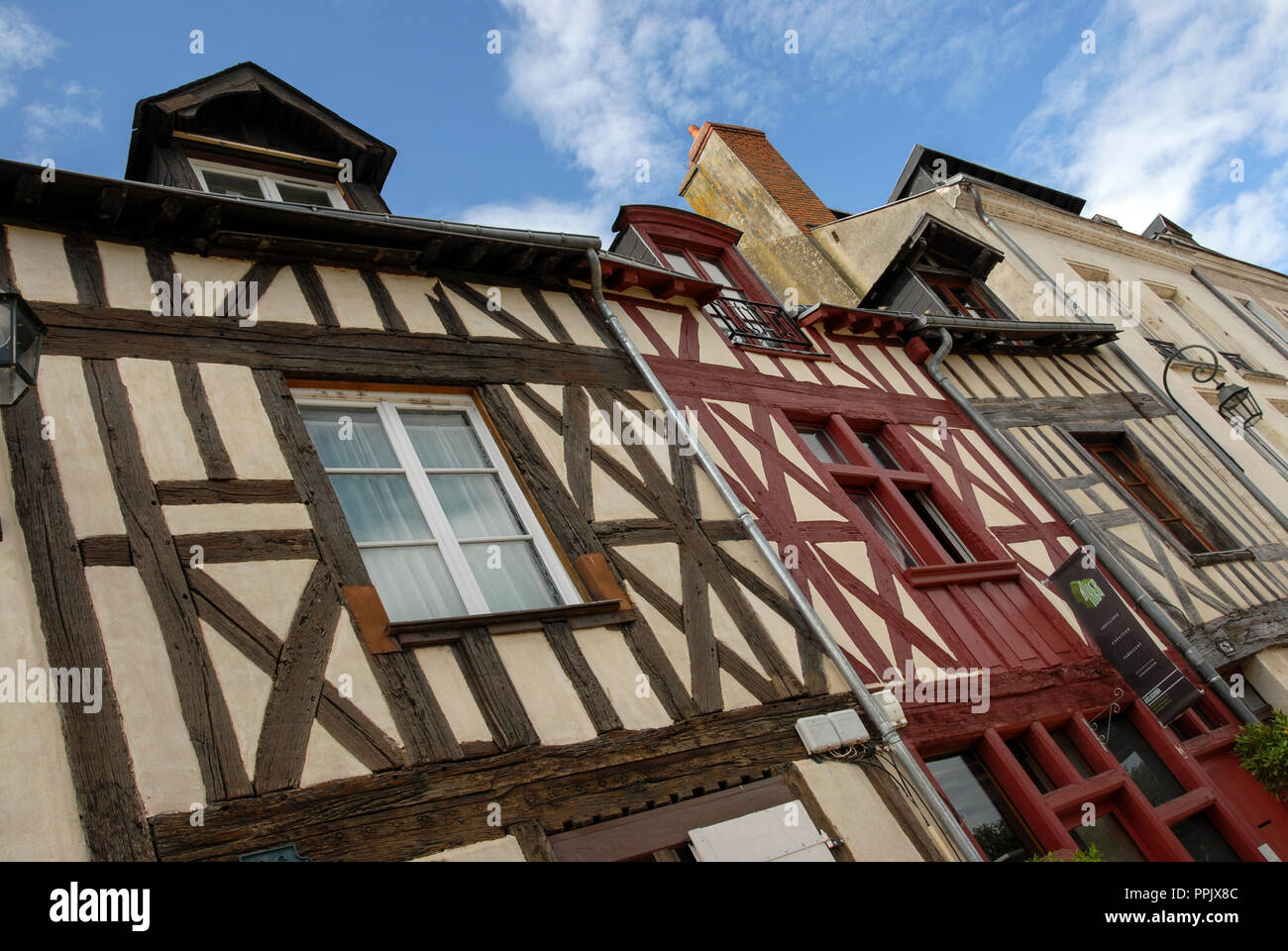 Edifici medievali in Rue de la Charpenterie nel vecchio quartiere della città di Orleans, capitale del dipartimento del Loiret reparto e dell'Center-Val de Foto Stock
