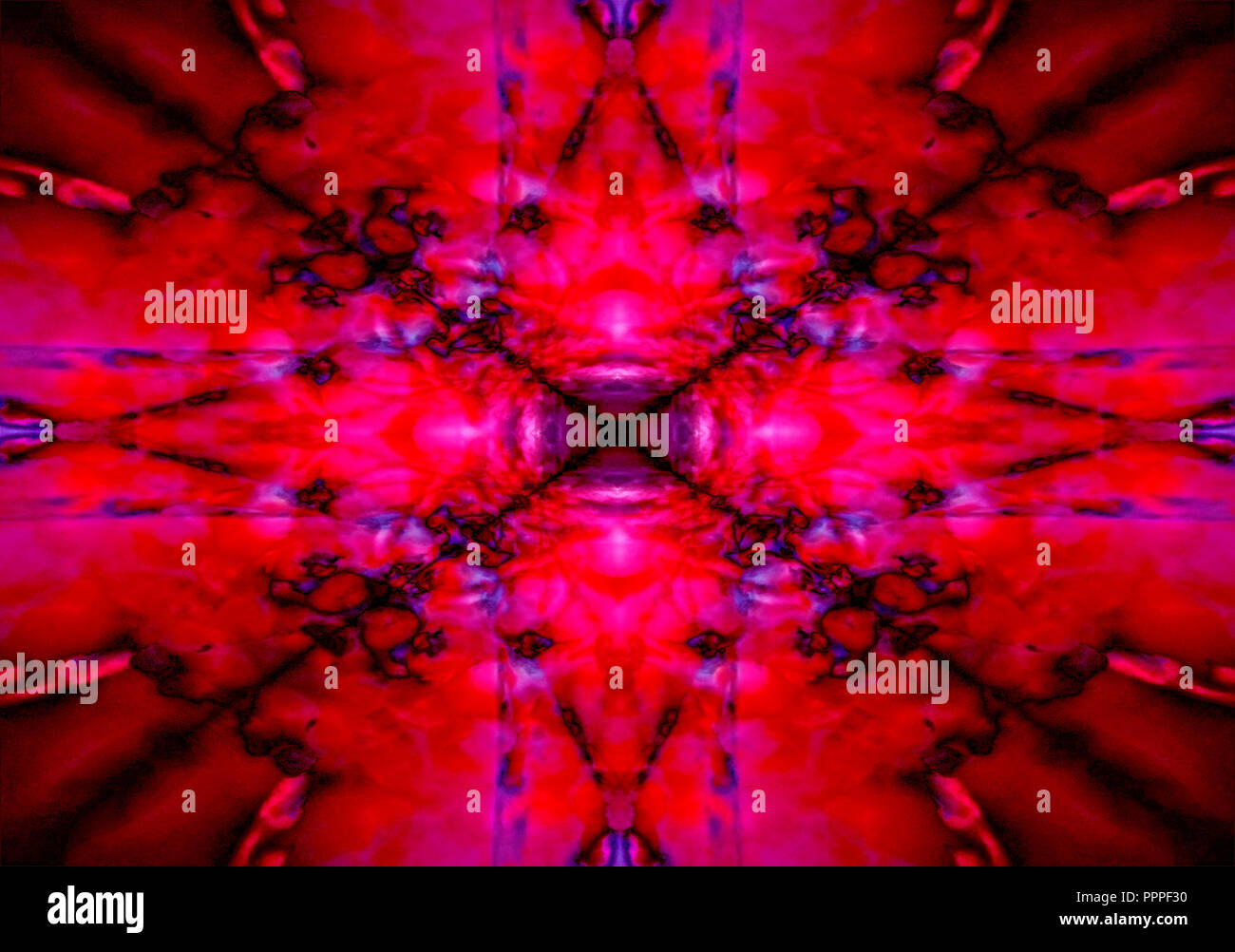 Rosso e nero caleidoscopio stella e croce con viola bordi incandescente Foto Stock