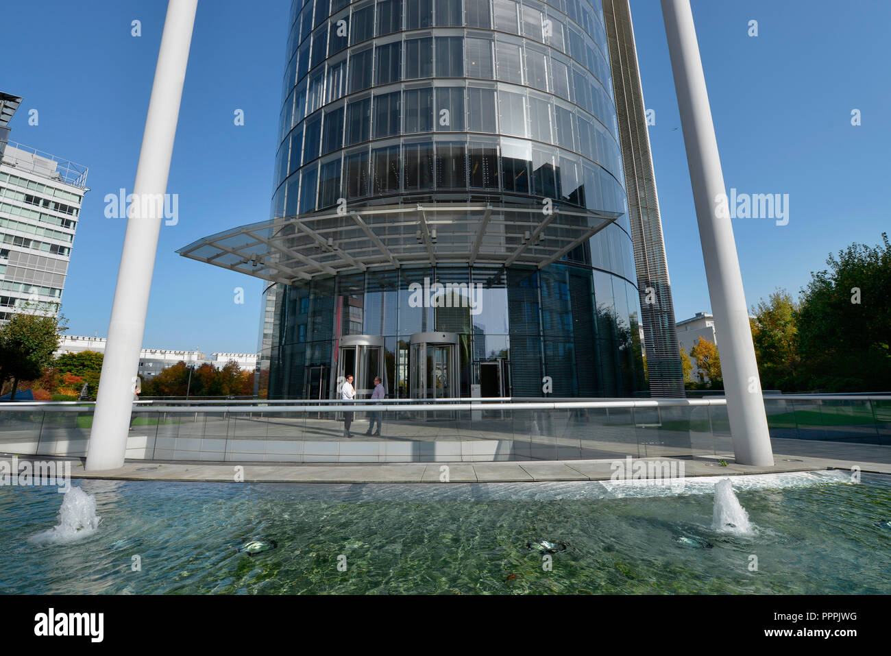 RWE-Turm, Opernplatz, Essen, Nordrhein-Westfalen, Deutschland Foto Stock