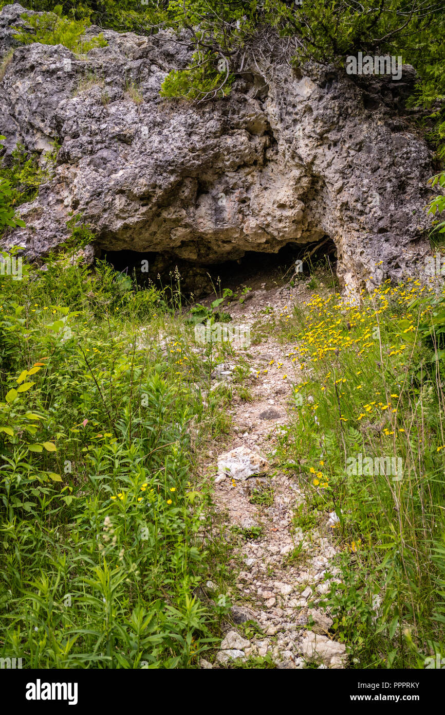 Ingresso alla Caverna del cranio in Mackinac Isola San Ignace, Michigan Foto Stock