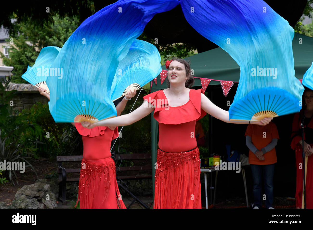 Giornata di ballo evento Bakewell Derbyshire Inghilterra una celebrazione di stili di danza da tutto il mondo Foto Stock