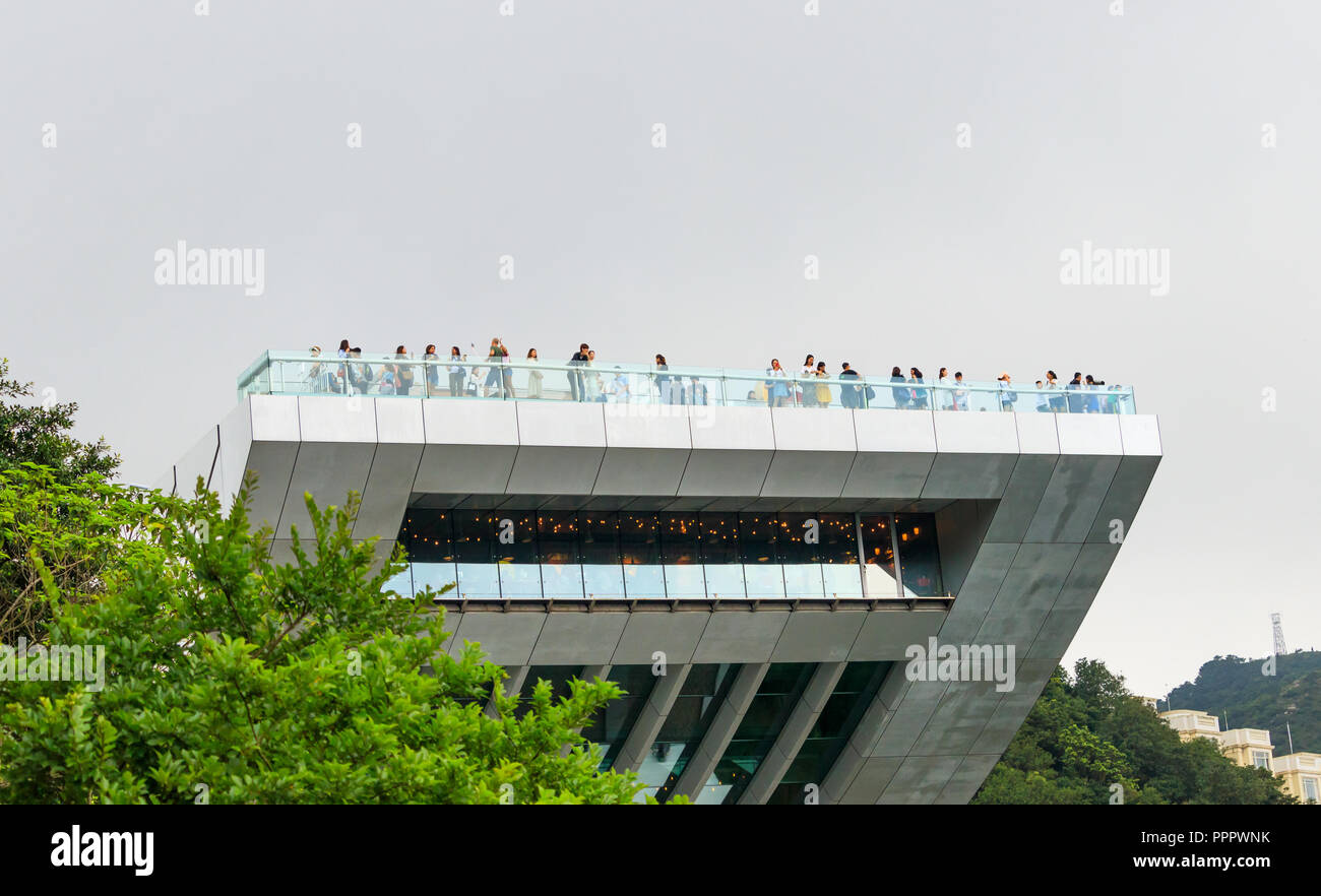 Hong Kong - Luglio 06, 2018: la gente sulla torre di picco Foto Stock