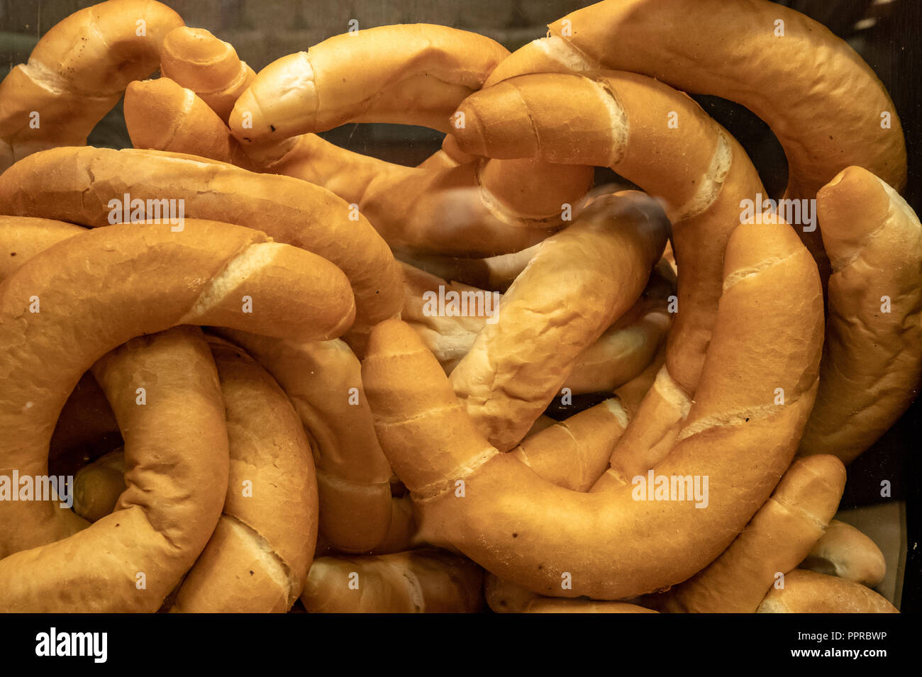 Kifli come tradizionale pane ungherese Foto Stock