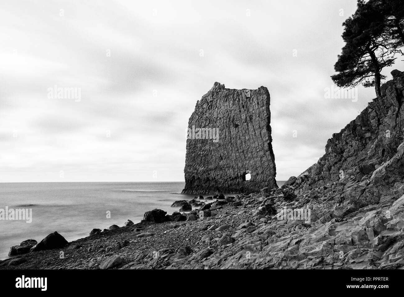 Rock Parus, Praskoveevka, Gelendzhik, Russia in bianco e nero Foto Stock