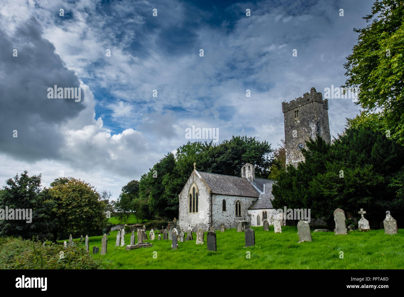 Chiesa di St Caradoc, Lawrenny, Pembrokeshire, Galles Foto Stock