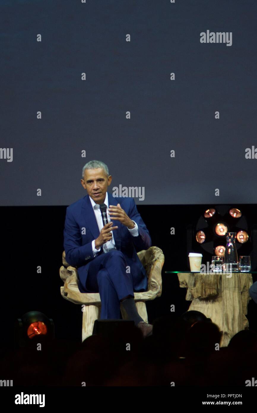 A Helsinki, Finlandia, Settembre 27th, 2018. Il presidente Barack Obama parla al Nordic Business Forum seminario di Helsinki Messukeskus. Shoja Lak/Alamy Live News Foto Stock