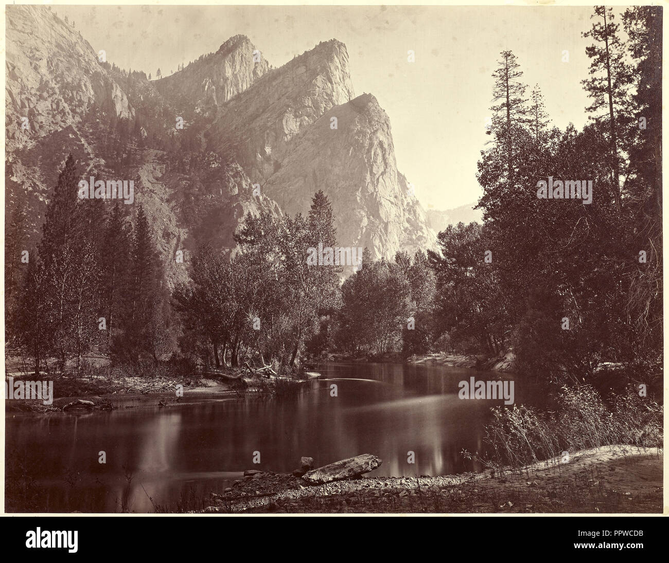 I tre fratelli 4000 ft., Yo Semite Valley; Thomas Houseworth & Company, Carleton Watkins, americano, 1829 - 1916, o C.L Foto Stock