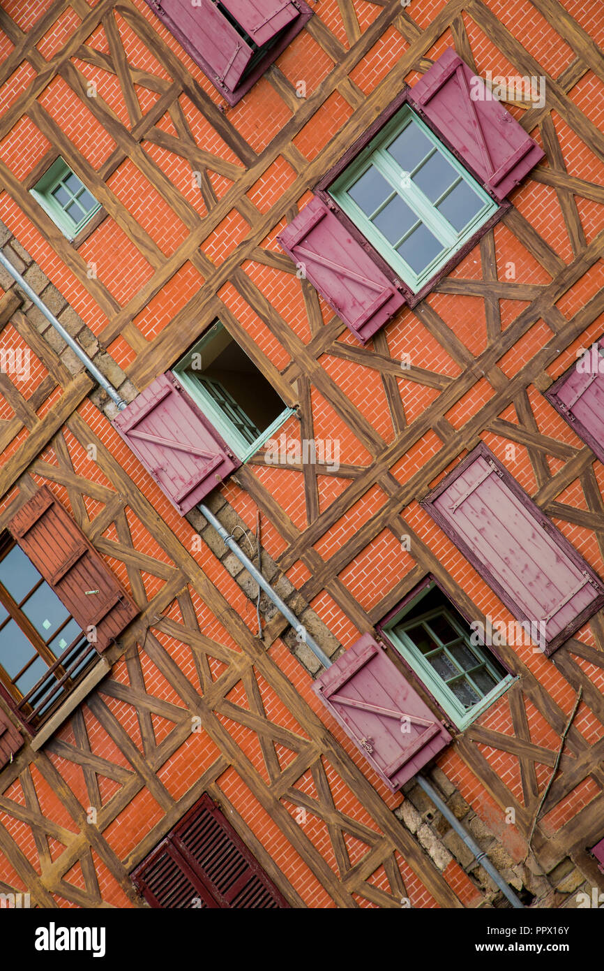 Tipiche case a graticcio in Figeac Francia Foto Stock