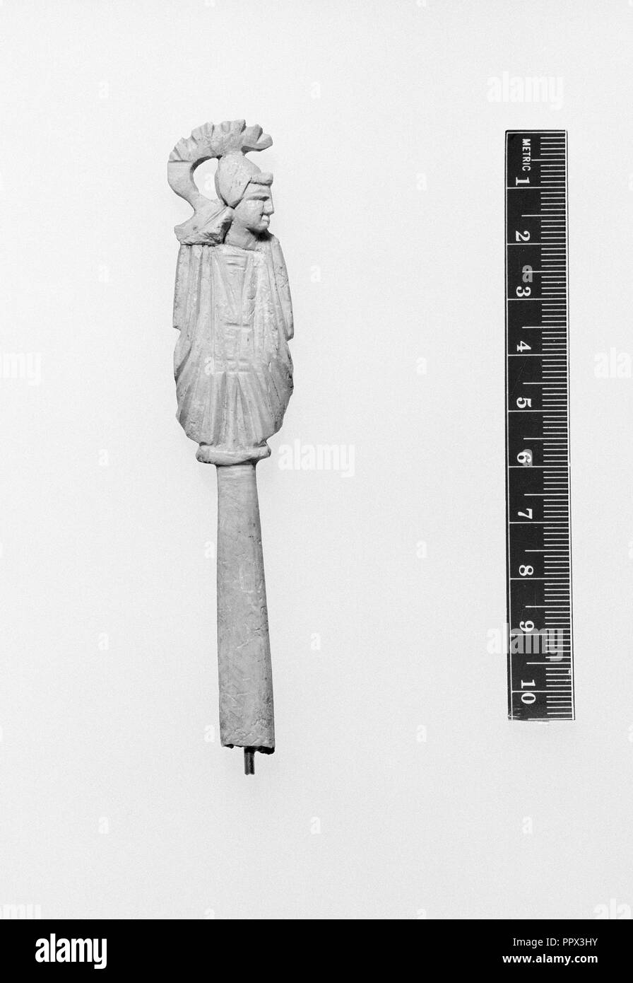 Attrezzo o accessorio; Impero Romano; 2° secolo; osso; 11,4 cm, 4 1,2 A Foto Stock