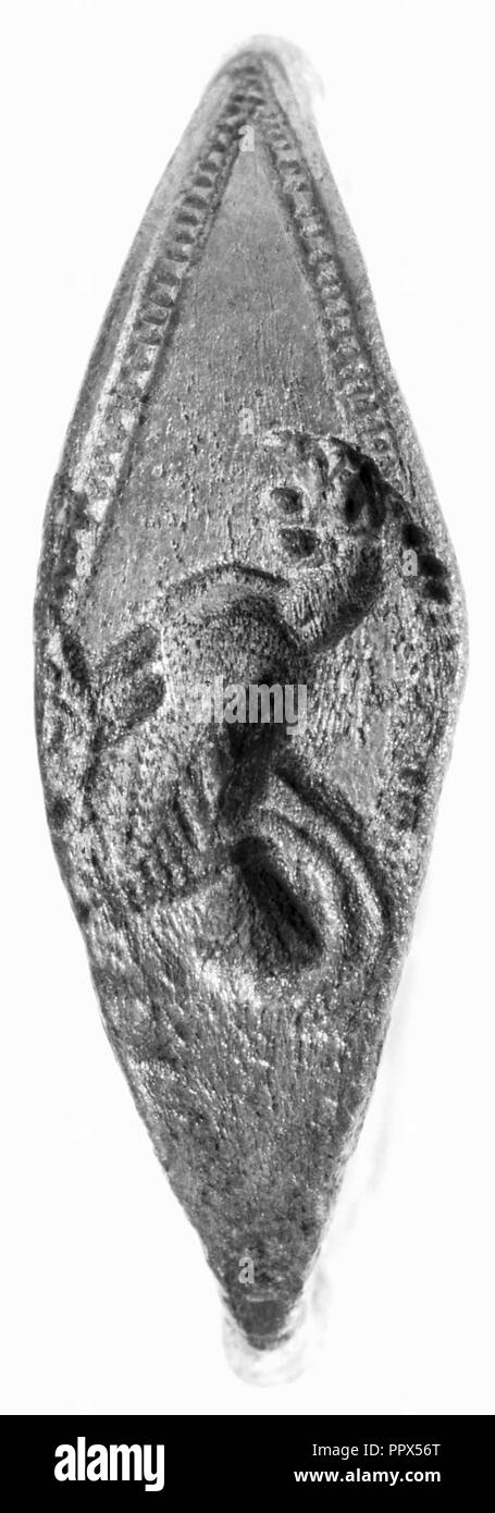 Anello; la seconda metà del VI secolo a.C; argento; 2,3 cm, 0,0029 kg, 7,8 in., 0,0064 lb Foto Stock