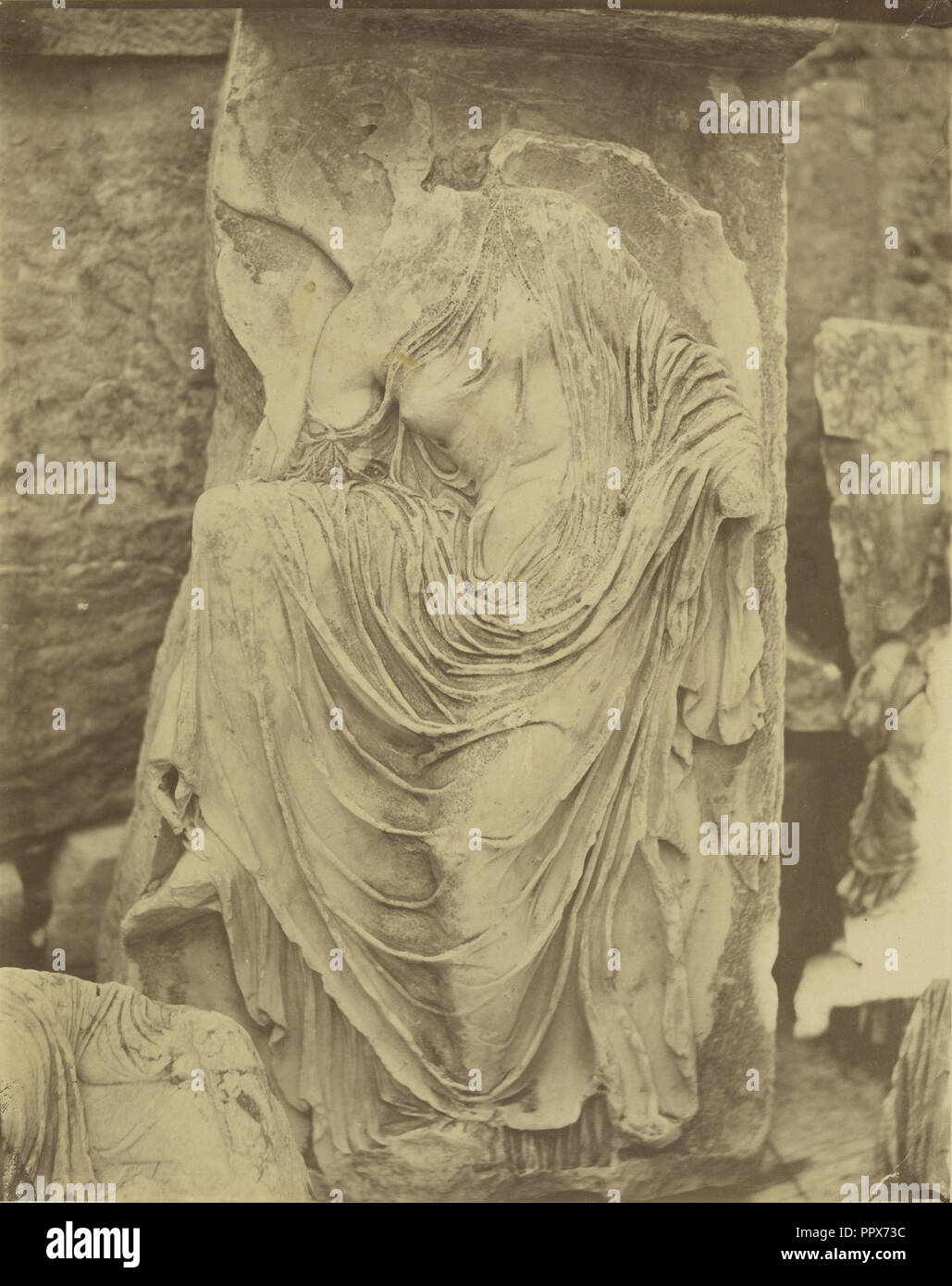 Wingless Vittoria - frammento scultoreo da Athena Nike parapetto; Dimitrios Constantin, greco, attivo 1858 - 1860S, 1865 Foto Stock