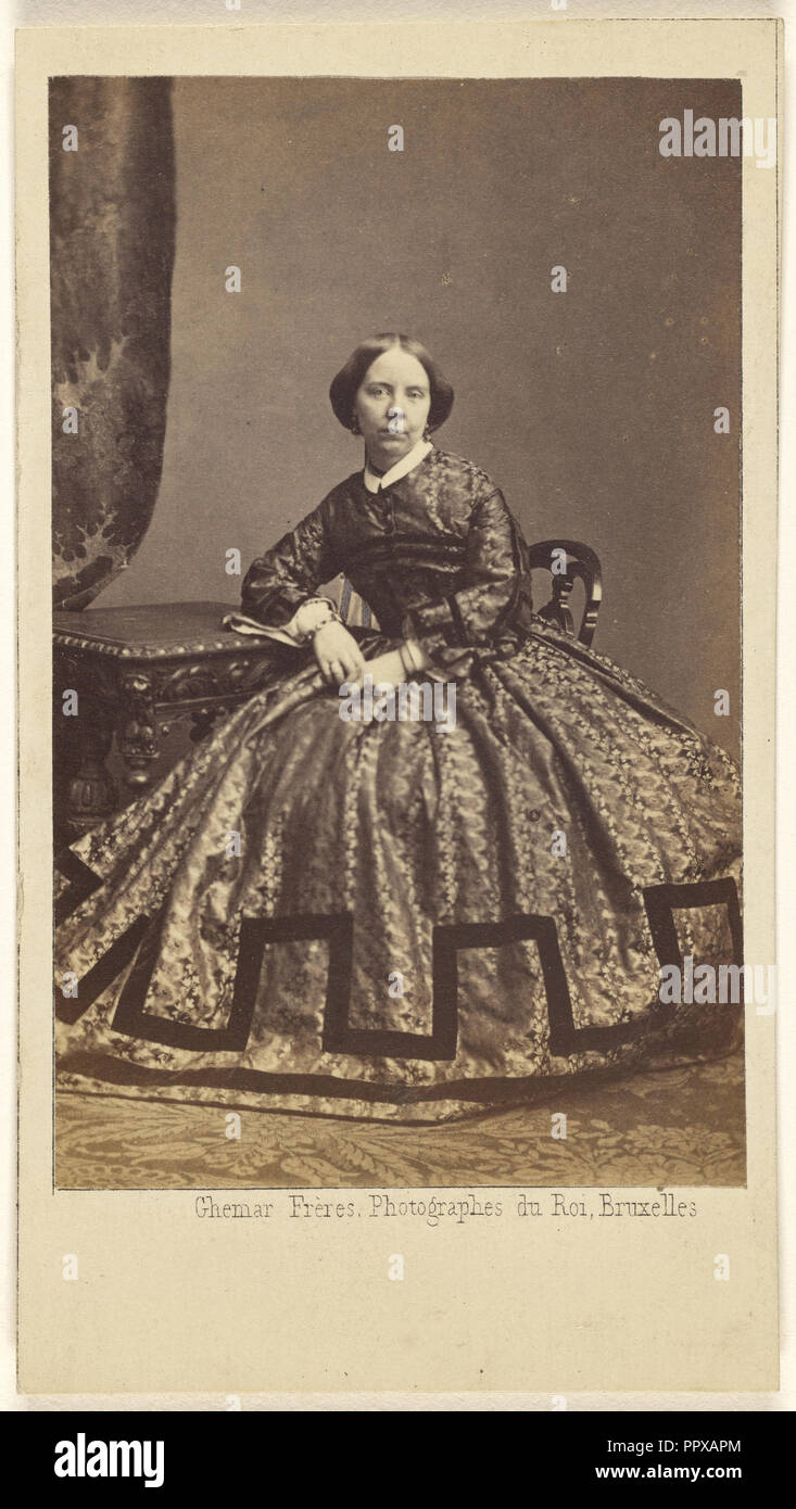 Mme. Van de Weyer; Ghémar Frères, attivo 1860s, 1862 - 1869; albume silver stampa Foto Stock