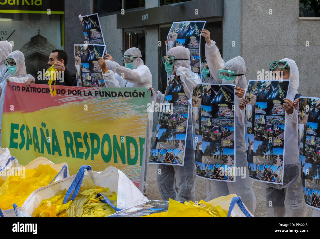 Madrid, Spagna. Il 28 settembre 2018. Rally contro giallo nodo della Catalogna indipendenza, il 28 settembre 2018 via San Bernardo, Madrid, Spagna. Enrique Davó/Alamy Live News Foto Stock