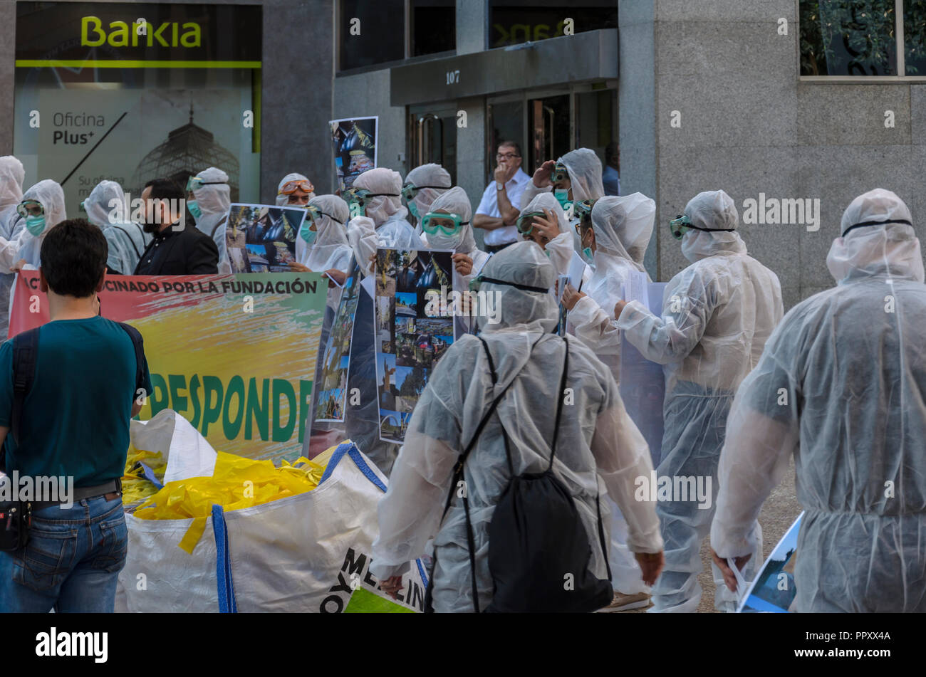Madrid, Spagna. Il 28 settembre 2018. Rally contro giallo nodo della Catalogna indipendenza, il 28 settembre 2018 via San Bernardo, Madrid, Spagna. Enrique Davó/Alamy Live News Foto Stock