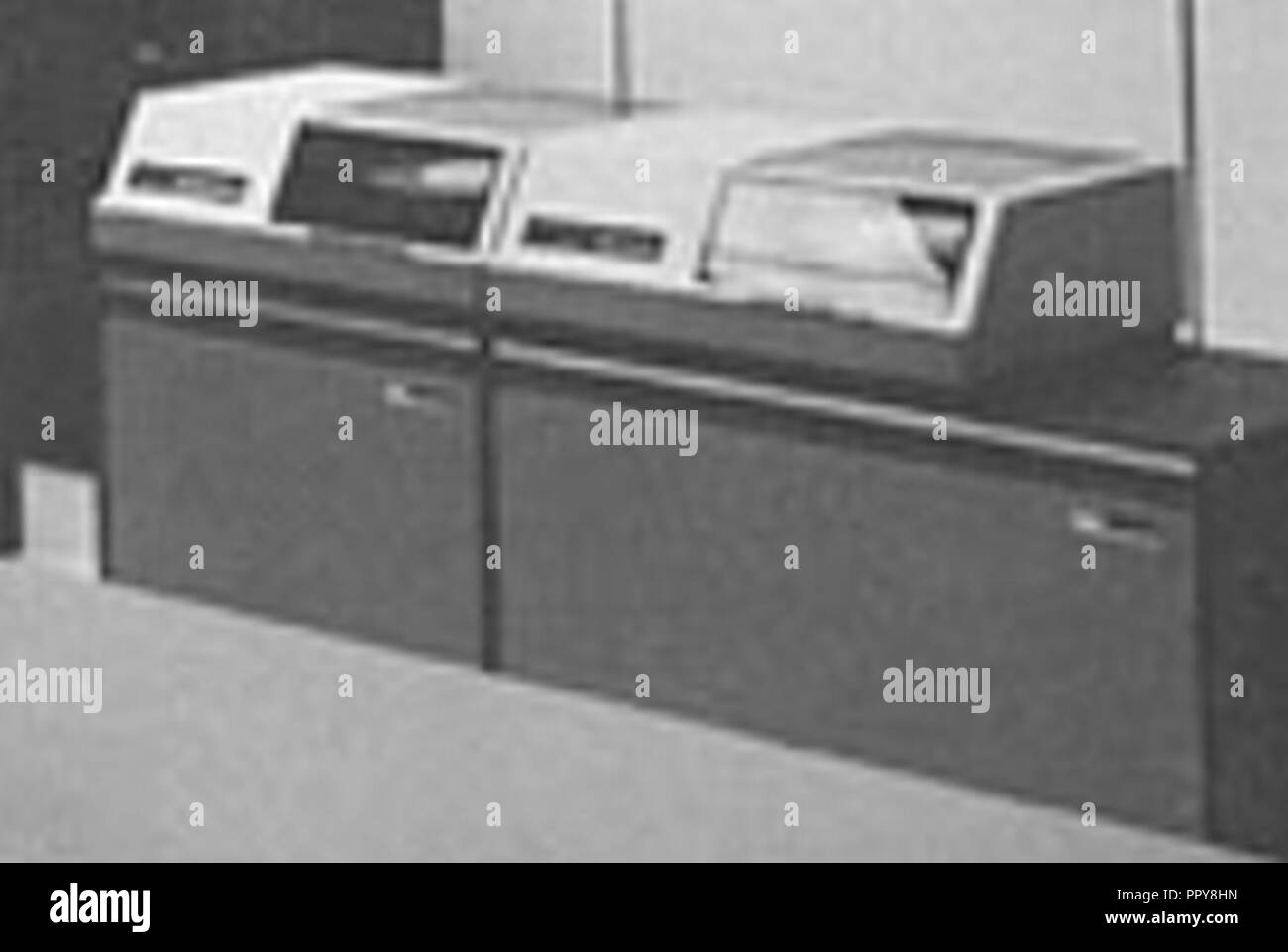 BRL64-IBM 1311 DiskDrives. Foto Stock