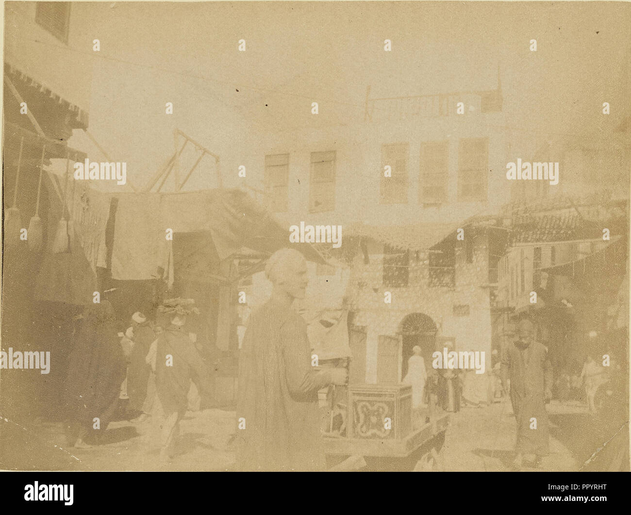 Marketplace; circa 1860 - 1880; albume oscurata silver stampa Foto Stock