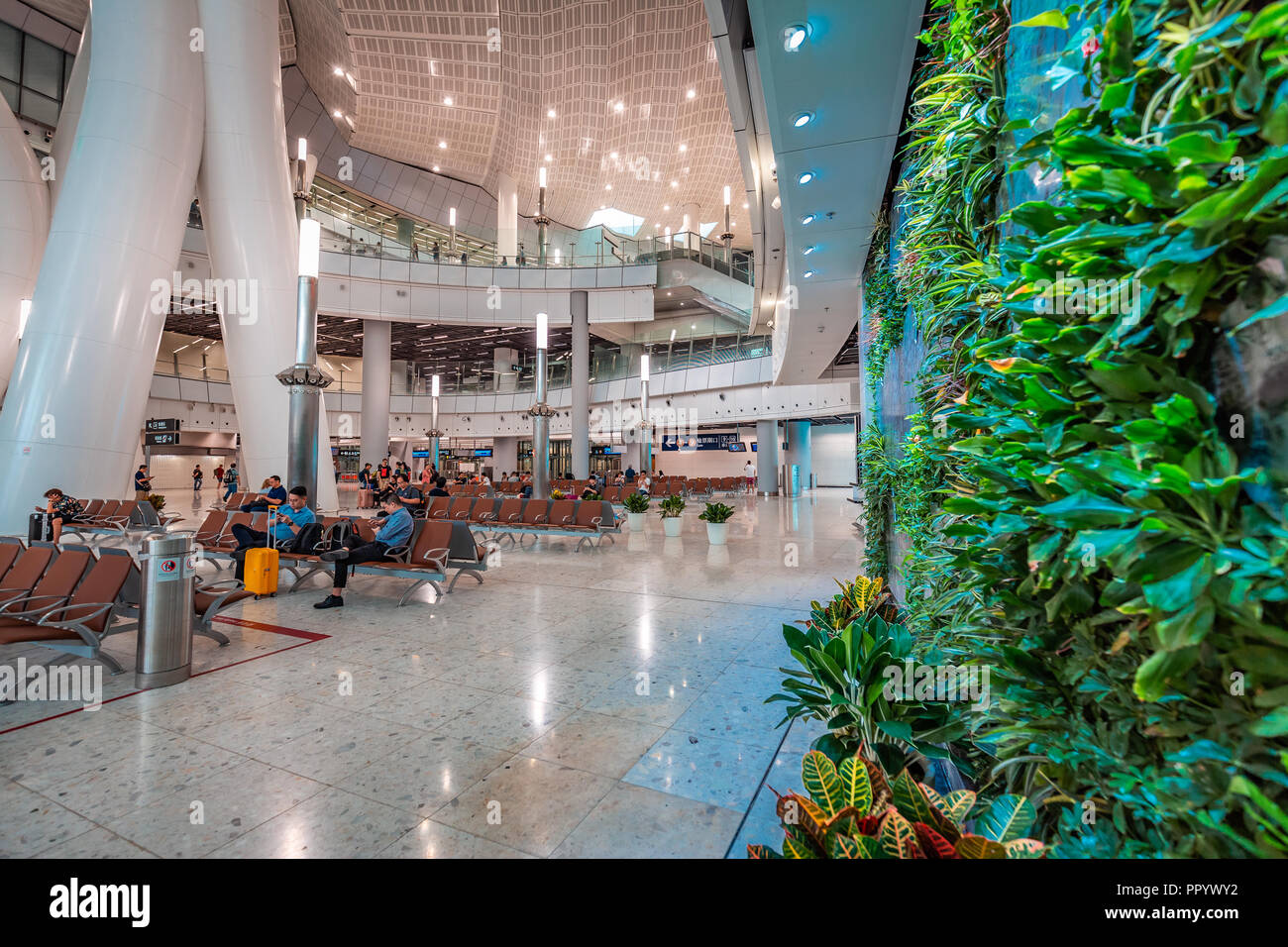 Hong Kong, Cina - 02 Settembre 2018 : Partenza hall di Hong Kong Kowloon Ovest della stazione ferroviaria. È il capolinea della RAS di Hong Kong sezione del G Foto Stock