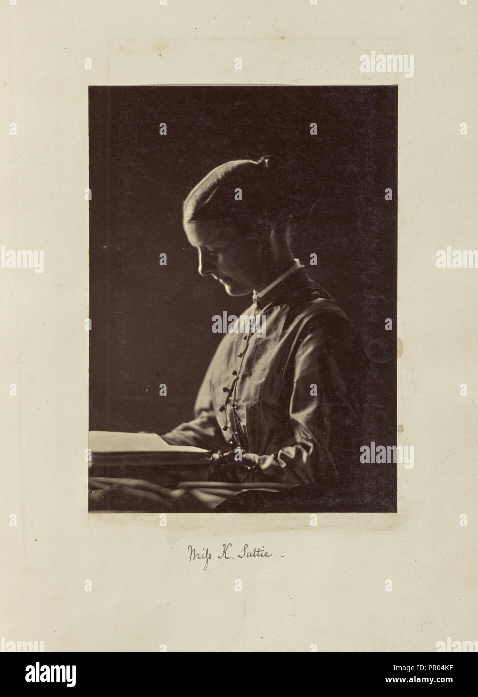 Miss K. Suttie; Ronald Ruthven Leslie-Melville, Scozzese,1835 - 1906, Inghilterra; 1860s; albume silver stampa Foto Stock