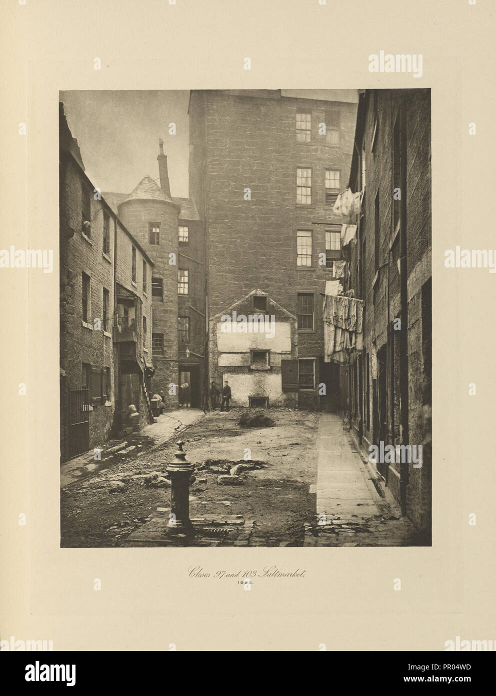 Chiude n. 97 e 103 Saltmarket; Thomas Annan, Scozzese,1829 - 1887, Glasgow, Scozia; negativa 1868; stampa 1900 Foto Stock